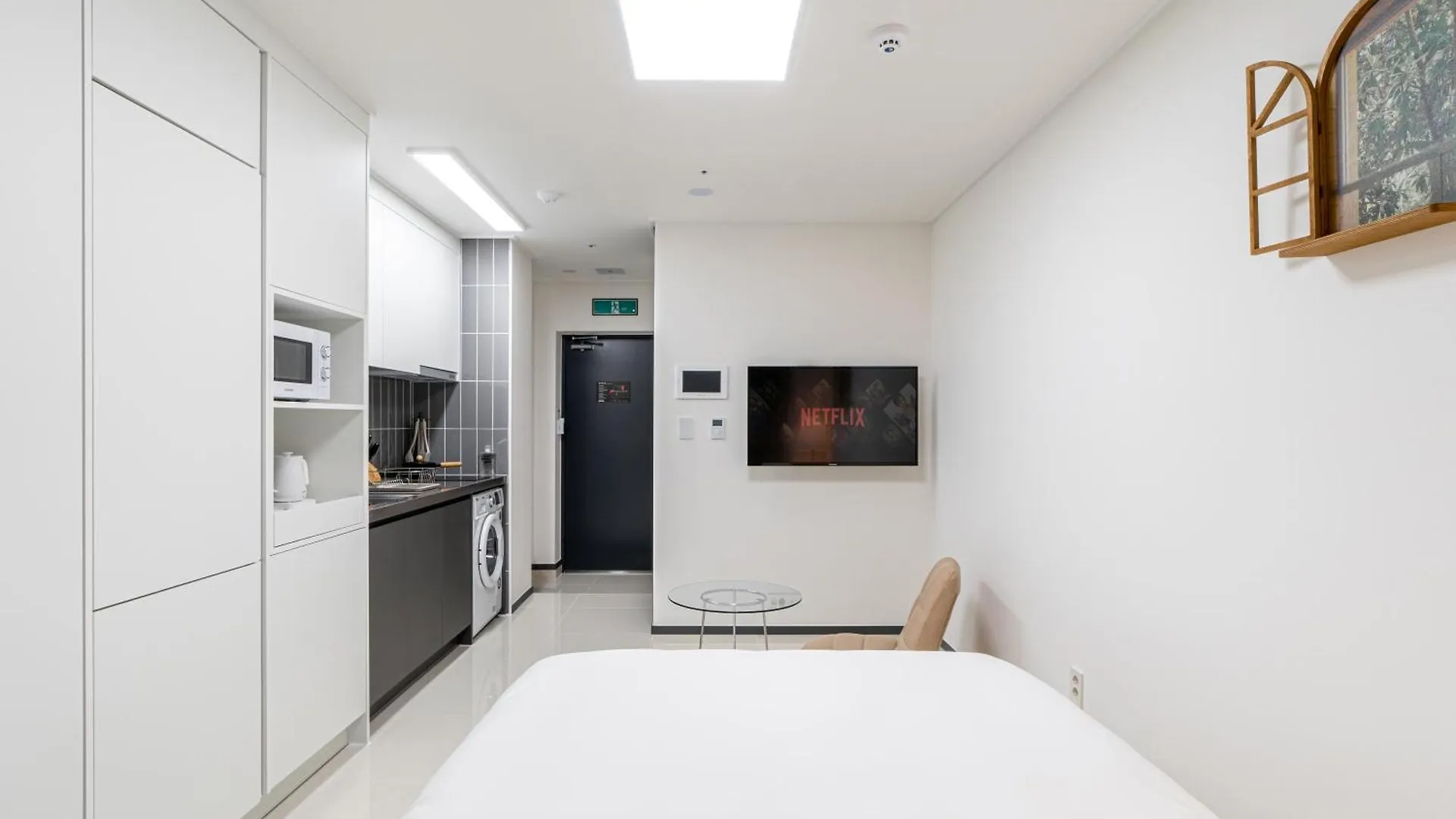 Urbanstay Busan Cityhall 0*,