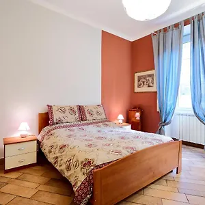 Xenia - Elegant Flat In The Center Of Milan