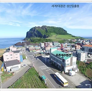 Preun Jeju Pension Seogwipo